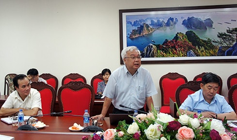 Ủy viên Trung ương Đảng, Chủ nhiệm Ủy ban Văn hóa, Giáo dục, TN, TN và NĐ Phan Thanh Bình phát biểu tại hội nghị Ảnh: Ng. Anh