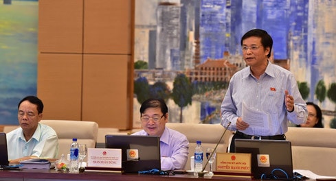 Ủy viên Trung ương Đảng, Tổng Thư ký Quốc hội, Chủ nhiệm Văn phòng Quốc hội Nguyễn Hạnh Phúc phát biểu tại phiên họp Ảnh: Q. Khánh