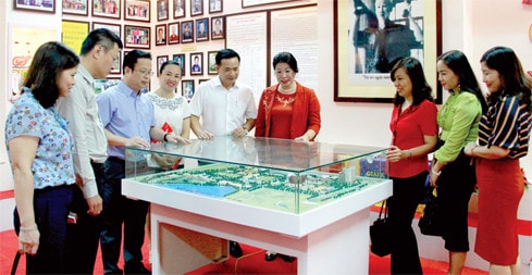 Ban Văn hóa - Xã hội HĐND TP khảo sát tại Trường phổ thông Năng khiếu thể dục - thể thao Hà Nội Ảnh: Việt Long