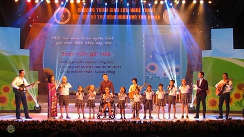 Hình ảnh tại chương trình giao lưu nghệ thuật Ngày mai tươi sáng.