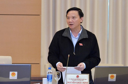 Chủ nhiệm Ủy ban Pháp luật Nguyễn Khắc Định phát biểu Ảnh: Quang Khánh