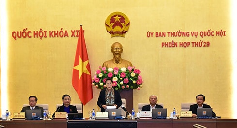 Chủ tịch Quốc hội Nguyễn Thị Kim Ngân phát biểu bế mạc Phiên họp thứ 29 của Ủy ban Thường vụ Quốc hội Ảnh: Quang Khánh
