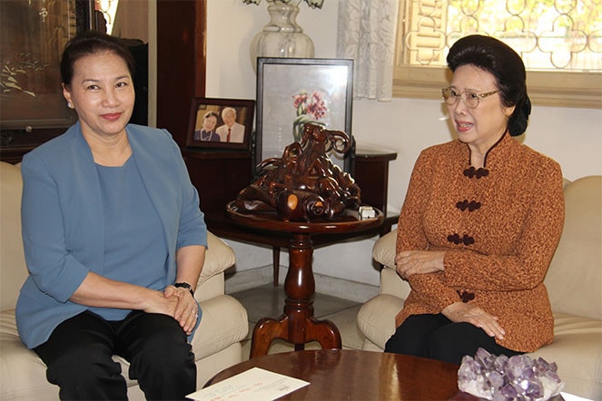 Chủ tịch Quốc hội Nguyễn Thị Kim Ngân thăm hỏi thân nhân gia đình cố Thủ tướng Chính phủ Võ Văn Kiệt