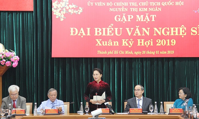 Chủ tịch Quốc hội Nguyễn Thị Kim Ngân đánh giá cao những đóng góp của Văn nghệ sĩ Thành phố Hồ Chí Minh