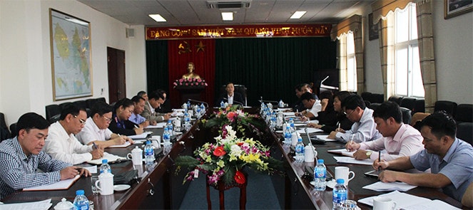 Thường trực HĐND tỉnh Lai Châu họp với Tổ trưởng, Tổ phó các tổ để thống nhất một số nội dung liên quan đến hoạt động của các Tổ đại biểu tại Kỳ họp thứ 8, HĐND tỉnh Khóa XIV