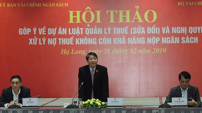 Ủy viên Trung ương Đảng, Chủ nhiệm Ủy ban Tài chính - Ngân sách Nguyễn Đức Hải phát biểu tại hội thảo Ảnh: Hà An