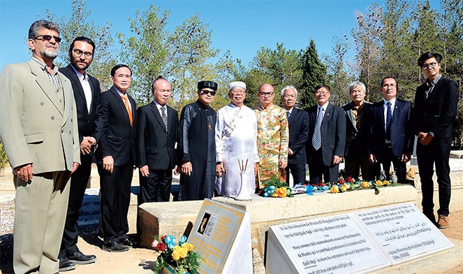 Dựng bia tri ân Alexandre de Rhodes tại Isfahan, Iran Ảnh: Nguyễn Đình Toán
