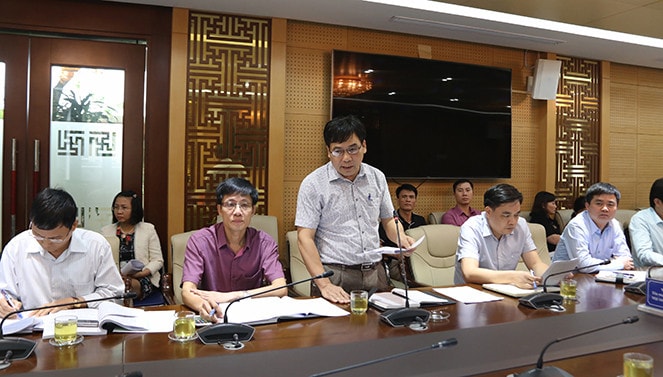 Đại diện doanh nghiệp đầu tư phát triển thủy lợi phát biểu tại buổi làm việc Ảnh: Thanh Bình