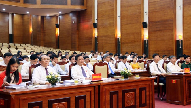 Các đại biểu dự Kỳ họp