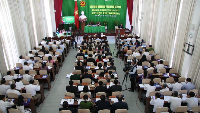 Toàn cảnh kỳ họp