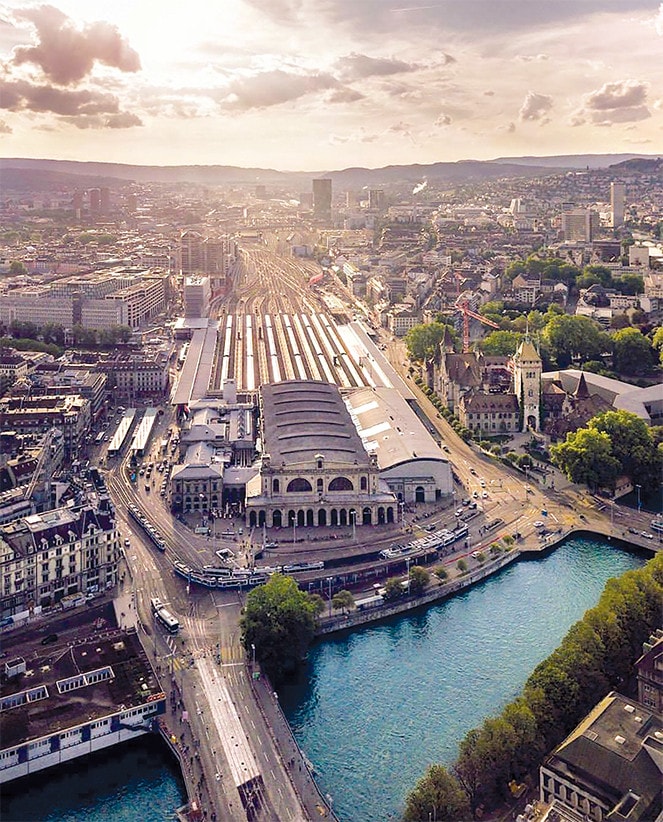 Ga trung tâm Zurich HB với 44 sân ga kết nối trên 1 tầng nổi và 3 tầng chìm