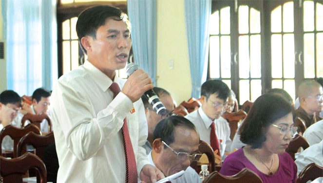Đại biểu thảo luận tại kỳ họp Ảnh: Công Tính