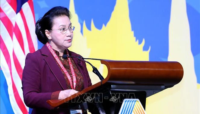 Chủ tịch Quốc hội Nguyễn Thị Kim Ngân phát biểu tại Phiên họp toàn thể thứ nhất Đại hội đồng AIPA 40. Ảnh: Trọng Đức - TTXVN