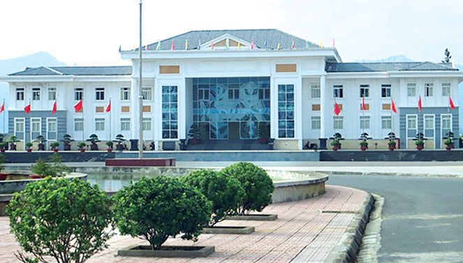 Trụ sở huyện Tân Uyên