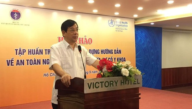 PGS.TS Lương Ngọc Khuê – Cục trưởng Cục Quản lý khám chữa bệnh phát biểu tại hội thảo