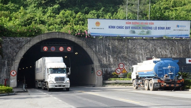 Phương tiện lưu thông qua hầm Hải Vân 1 hiện tại.