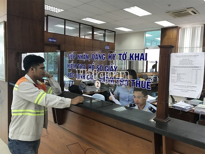 Doanh nghiệp làm thủ tục tại Cục Hải quan Bà Rịa - Vũng Tàu.