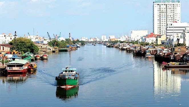 Một đoạn kênh trên địa bàn TP Hồ Chí Minh Nguồn: ITN