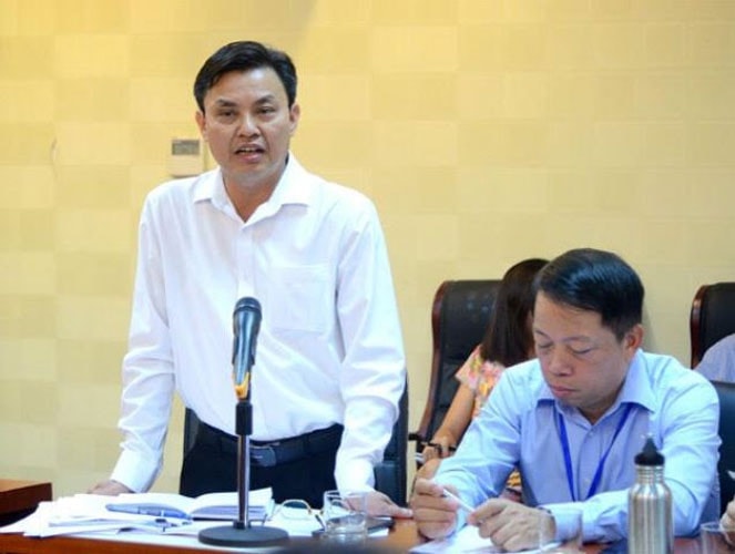 Ông Hoàng Văn Thức, Phó Tổng cục trưởng Tổng cục Môi trườngphát biểu tại buổi họp báo. (Ảnh: Tuyết Chinh)