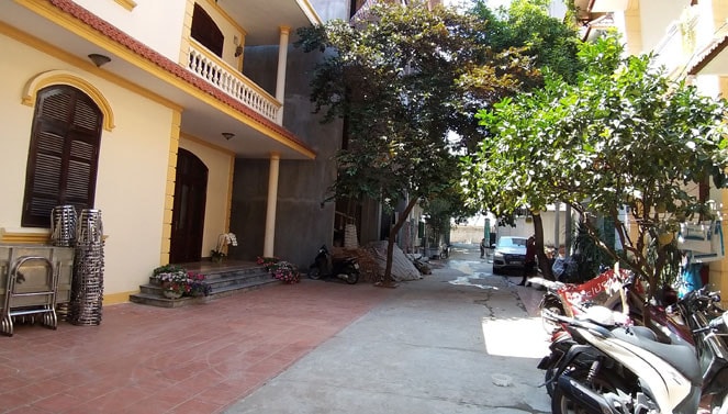 Nhà ông Tuấn và ngõ đi chung