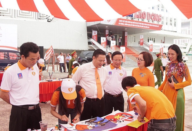 Thi vẽ tranh về bình đẳng giới