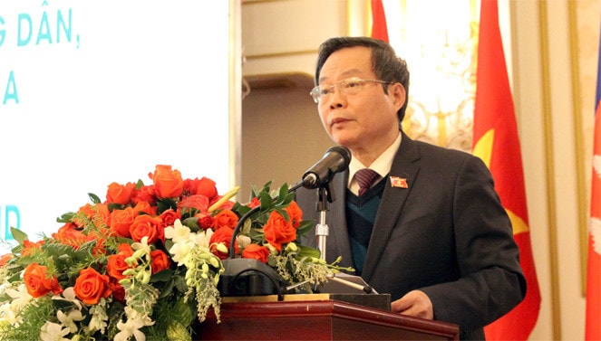 Phó Chủ tịch Quốc hội Phùng Quốc Hiển phát biểu tại Hội thảo chia sẻ kinh nghiệm phát triển nông nghiệp, nông dân, nông thôn ba nước Việt Nam – Lào – Campuchia Ảnh: Thành Trung