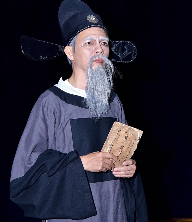 Nghệ sĩ Trọng Hiếu trong vai Lê Quý Đôn