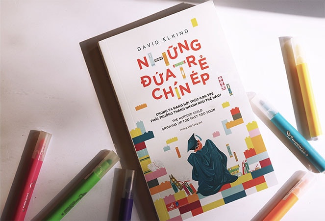 Trẻ em đang bị cuốn vào guồng quay của cách mạng thông tin