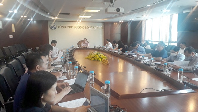 Tổng cục trưởng Tổng cục Đường bộ Việt Nam Nguyễn Văn Huyện chủ trì buổi họp báo