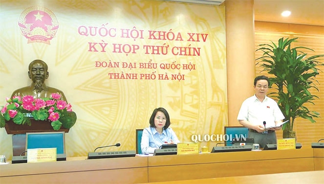 Đại biểu Quốc hội Hoàng Văn Cường (TP Hà Nội) phát biểu Nguồn: quochoi.vn