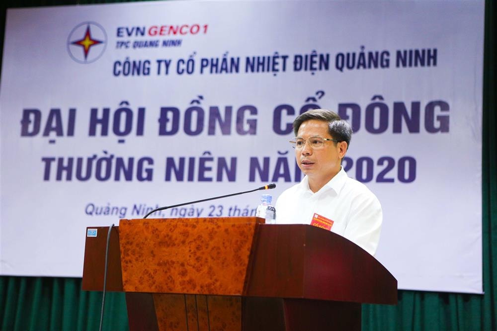 Tân Chủ tịch Hội đồng quản trị Nguyễn Tuấn Anh phát biểu tại Đại hội