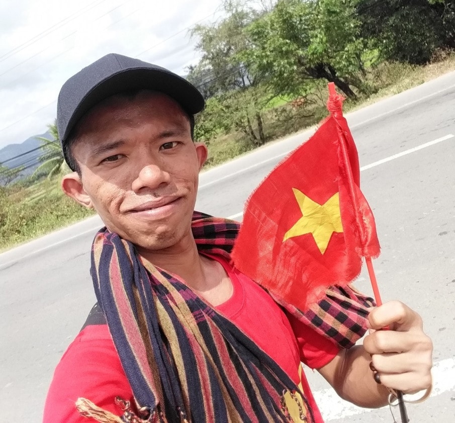 Tâm Ngô Đồng trên hành trình đi xuyên Việt