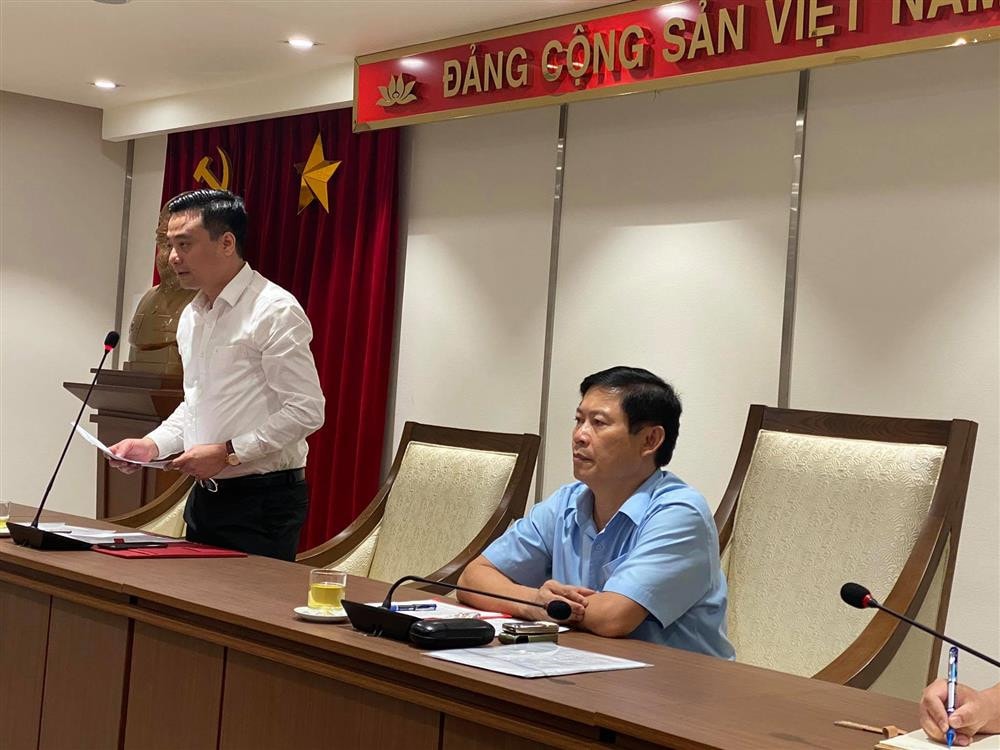 Chủ tịch UBND huyện Thanh Oai Bùi Văn Sáng thông tin tại buổi giao ban báo chí chiều ngày 14.7