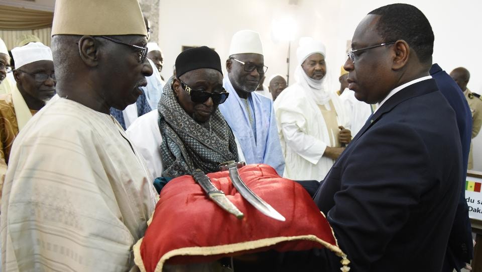 Thanh gươm có liên quan đến nhà cai trị Omar Saidou Tall được Pháp trao trả cho Senegal