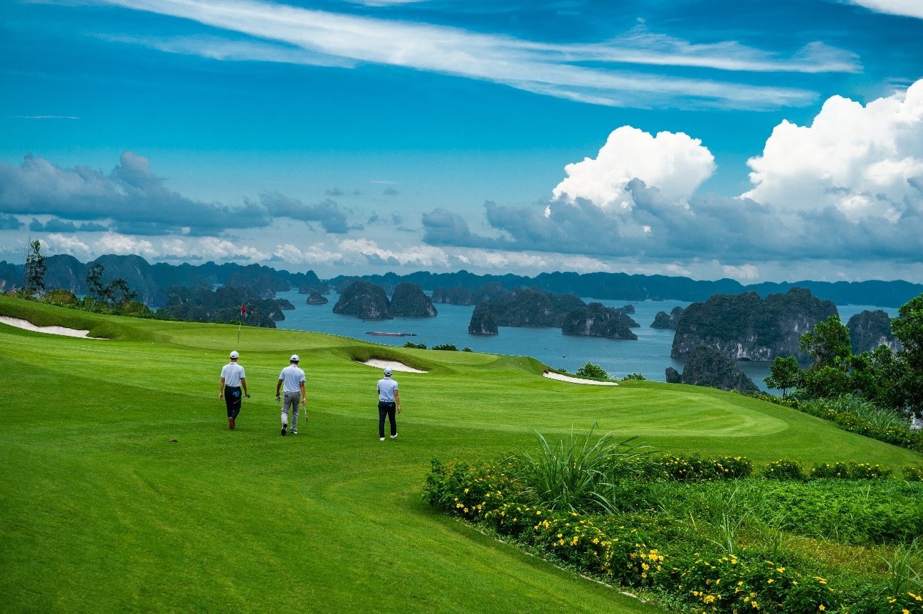 FLC Golf Club Ha Long, 1 trong Top 3 Sân golf đẹp nhất thế giới được bình chọn bởi Golf Inc – tạp chí nổi tiếng về golf của Mỹ