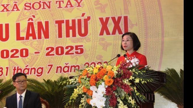 Bí thư Thị uỷ Sơn Tây Phạm Thị Thanh Mai