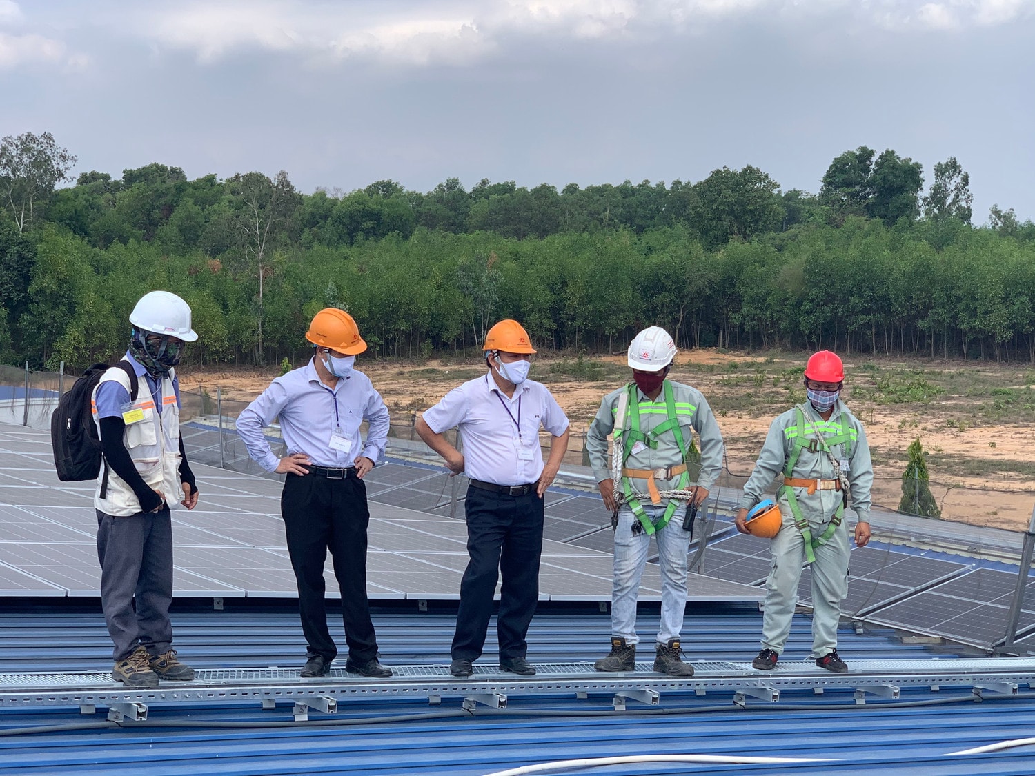 Hệ thống Điện năng lượng mặt trời trên mái nhà xưởng tại nhà máy King Coffee - Nam Tân Uyên, Bình Dương