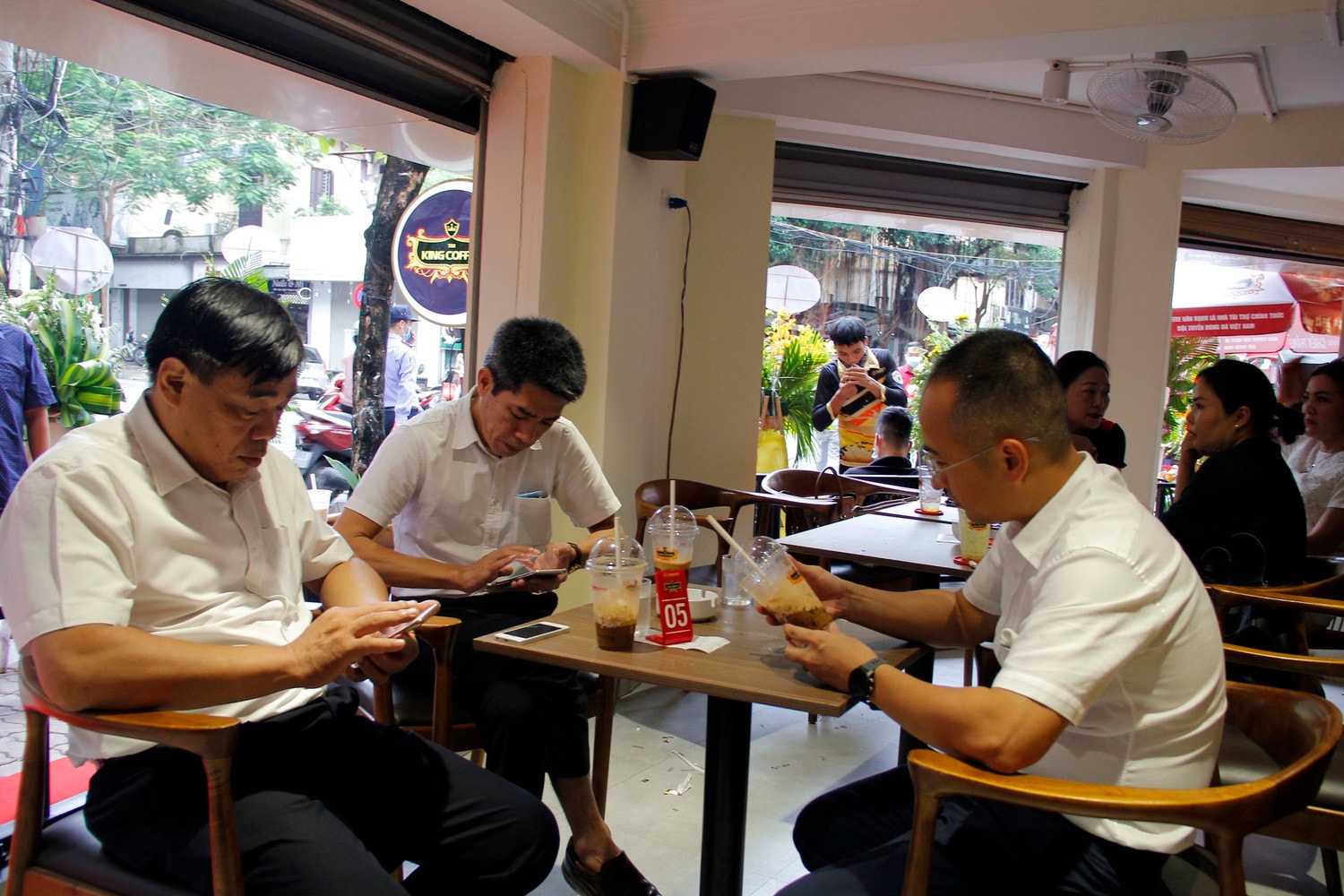 Người tiêu dùng Hà Nội ấn tượng với sản phẩm của King Coffe Người tiêu dùng Hà Nội ấn tượng với sản phẩm của King Coffe