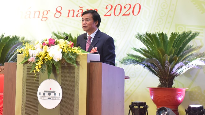 Bí thư Đảng ủy cơ quan Văn phòng Quốc hội, Tổng Thư ký Quốc hội, Chủ nhiệm Văn phòng Quốc hội Nguyễn Hạnh Phúc phát biểu khai mạc Đại hội Ảnh: Quang Khánh