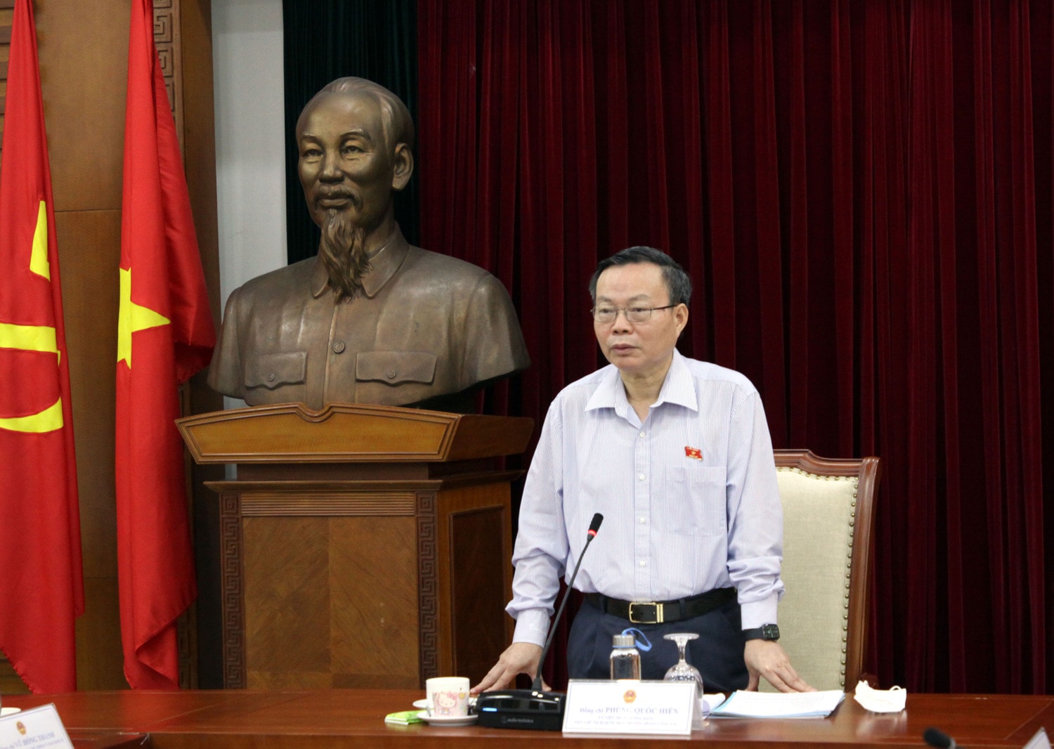 Phó Chủ tịch Quốc hội Phùng Quốc Hiển phát biểu tại cuộc làm việc Phó Chủ tịch Quốc hội Phùng Quốc Hiển phát biểu tại cuộc làm việc