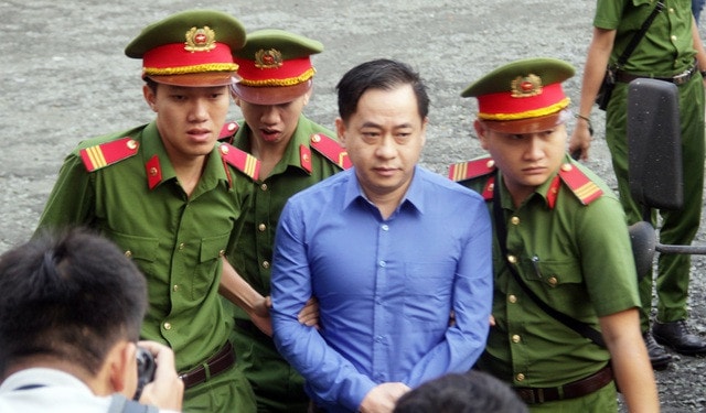Vũ "nhôm" hầu tòa trong một phiên xử hồi tháng 11.2018