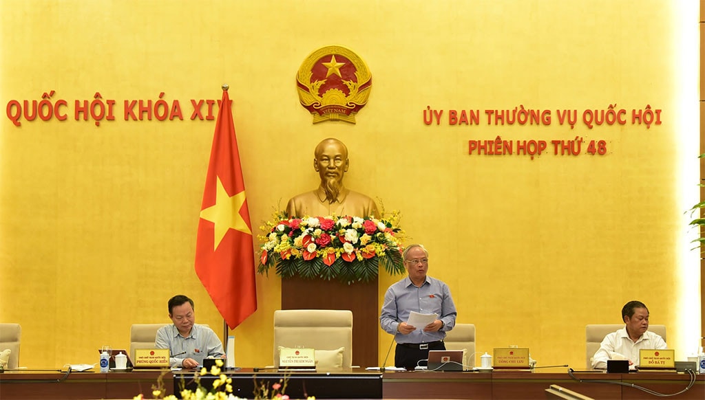 Phó Chủ tịch Quốc hội Uông Chu Lưu điều hành Phiên họp