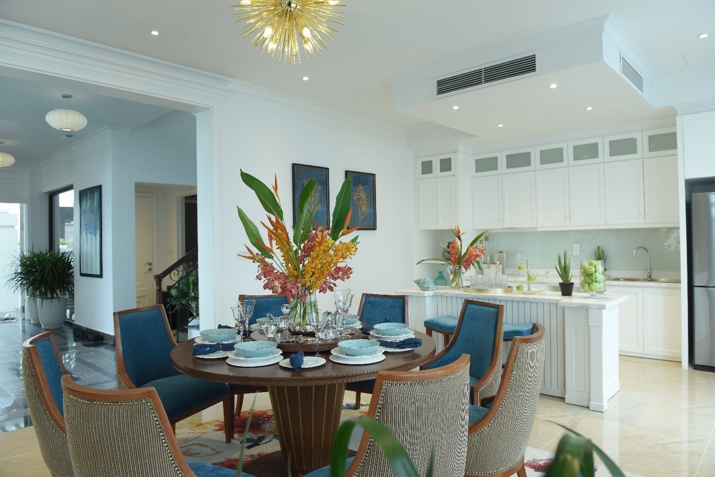 Nội thất sang trọng bên trong biệt thự tại FLC Grand Villa Halong