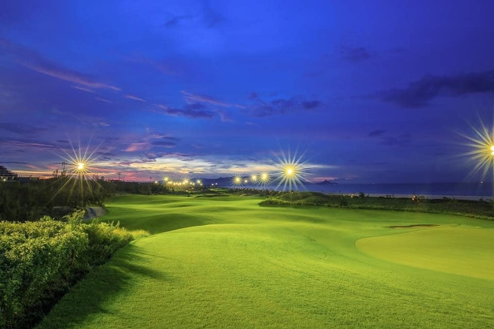 Sân golf 36 hố FLC Golf Link Quy Nhơn, Top 3 sân golf đẹp nhất Châu Á
