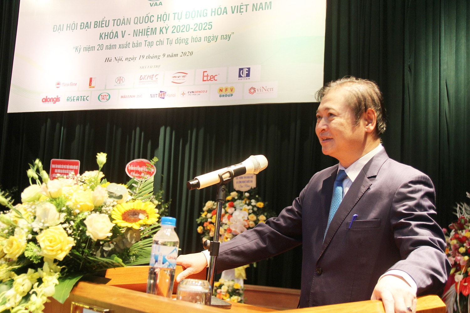 Ủy viên Trung ương Đảng, Chủ nhiệm Ủy ban Khoa học, Công nghệ và Môi trường Phan Xuân Dũng phát biểu tại Đại hội Ủy viên Trung ương Đảng, Chủ nhiệm Ủy ban Khoa học, Công nghệ và Môi trường Phan Xuân Dũng phát biểu tại Đại hội