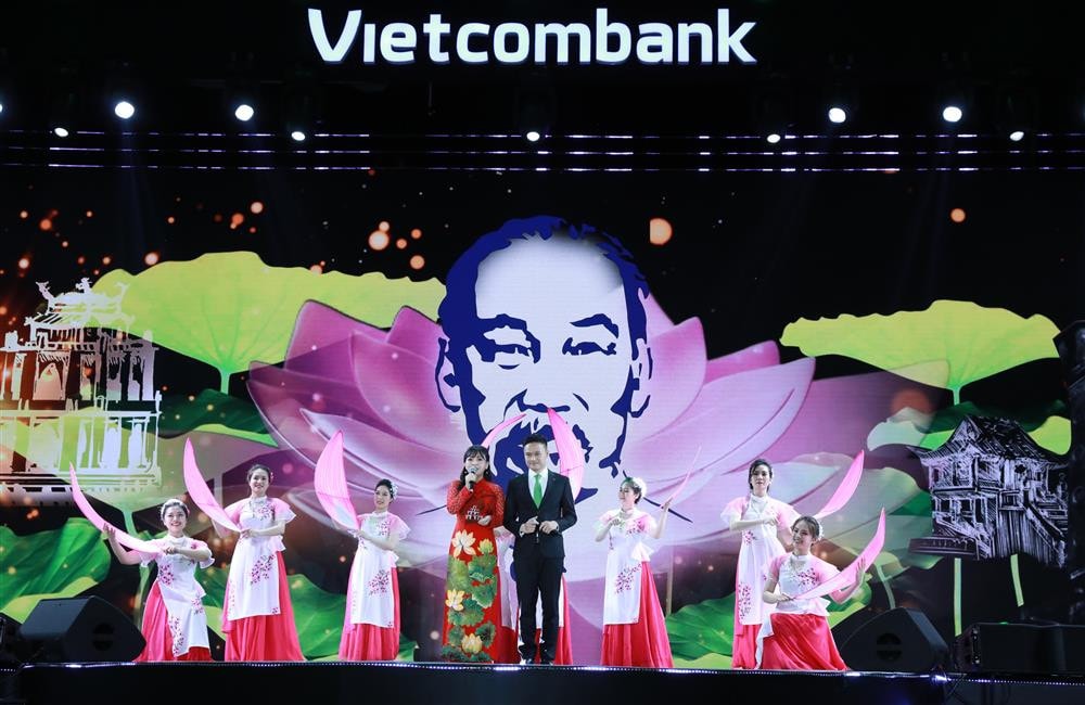 Tiết mục tại Hội thi văn hóa dưới ánh sáng tư tưởng Hồ Chí Minh