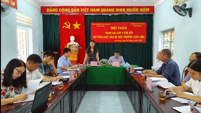 Các đại biểu đóng góp ý kiến tại hội thảo
