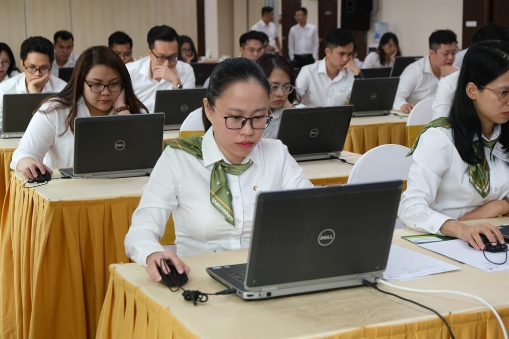 Thí sinh tham gia thi Vòng chung khảo kỳ thi kiểm tra tay nghề nghiệp vụ Tín dụng bán buôn năm 2020 của Vietcombank