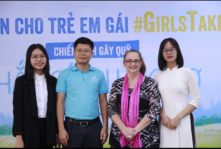 Chắp cánh ước mơ cho trẻ em gái Chắp cánh ước mơ cho trẻ em gái