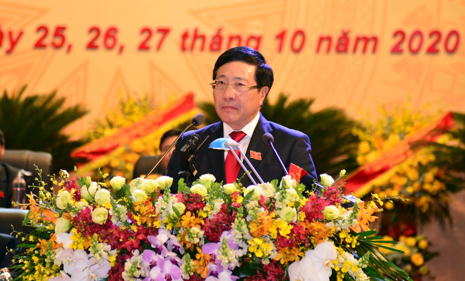 Ủy viên Bộ Chính trị, Phó thủ tướng Chính phủ, Bộ trưởng Bộ Ngoại giao Phạm Bình Minh dự và phát biểu chỉ đạo Ủy viên Bộ Chính trị, Phó thủ tướng Chính phủ, Bộ trưởng Bộ Ngoại giao Phạm Bình Minh dự và phát biểu chỉ đạo